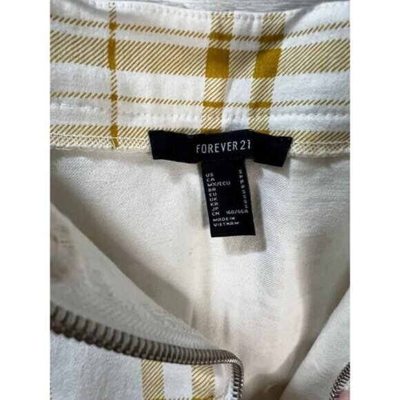 Plaid Mini Skirt With Front Zipper By‎ Forever 21 - Picture 4 of 4